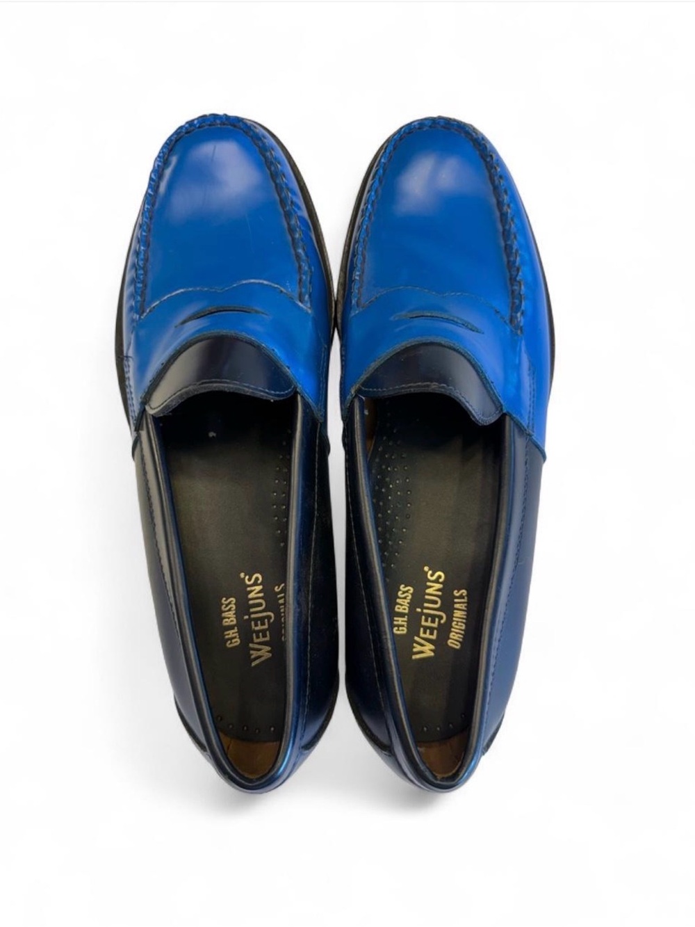 Men’s G.H. Bass Weejuns two-tone leather penny loafers in cobalt blue. - Picture 5 of 6